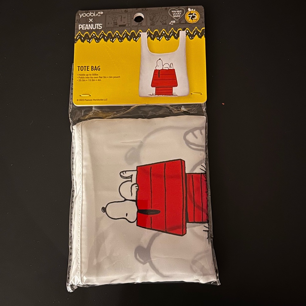 Yoobi X Peanuts Reusable Foldable Tote Bag
